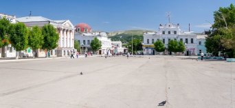 Вид на центральную площадь в Вольске Центральная площадь в Вольске